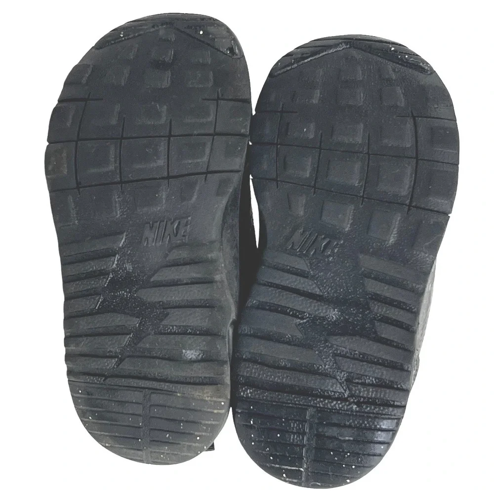 Nike Air Max Tavas‎ Sneakers Kids Size 7C Black Low Top Athletic Shoes Lace Up